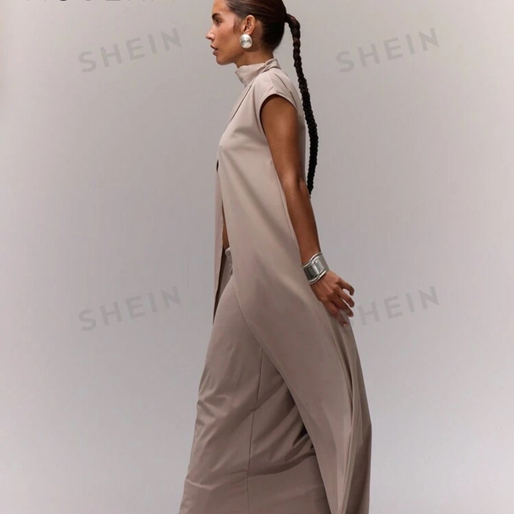 NWT * Musera Tan High Neck Split Front Longline T… - image 4